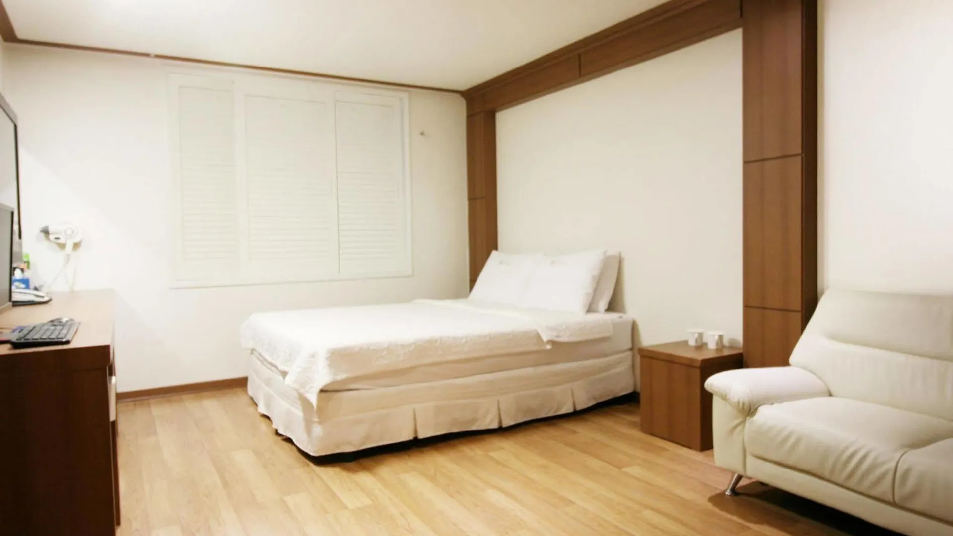 Busan Orange Hotel 2*,